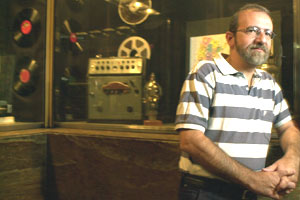 251580 No sólo hablará el estudioso de la cultura sefardí: también habrá velada musical y manjares para degustar. Foto: Rodrigo Néspolo