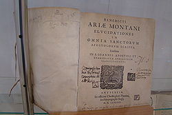 Biblia políglota escrita por Arias Montano
